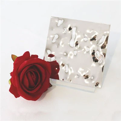 Tấm kim loại gợn nước